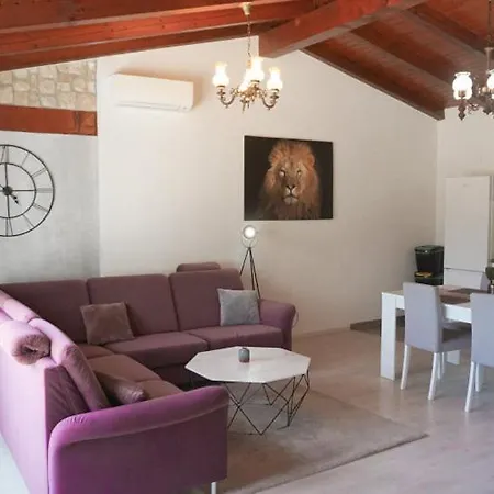 Appartamento Gardens Rovigno